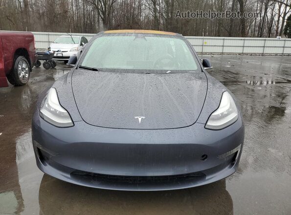 5YJ3E1EB2JF079429 2018 TESLA MODEL Gray Widok z przodu