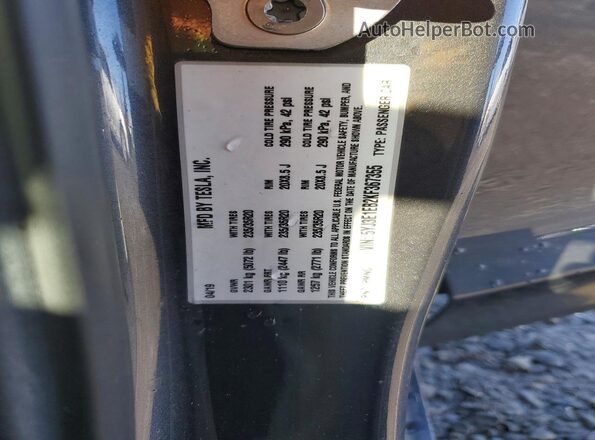 5YJ3E1EB2KF367355 2019 TESLA MODEL Charcoal Widok komory silnika