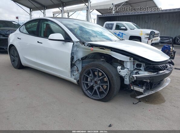 5YJ3E1EB2NF172215 2022 TESLA MODEL 3 Белый Передняя правая четверть