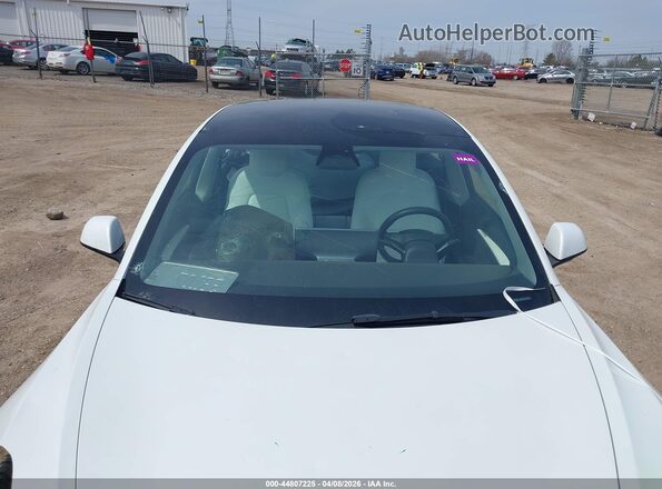 5YJ3E1EB2NF278440 2022 TESLA MODEL 3 Белый Вид спереди