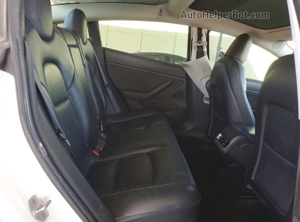 5YJ3E1EB5KF512341 2019 TESLA MODEL White Widok tylnych siedzeń