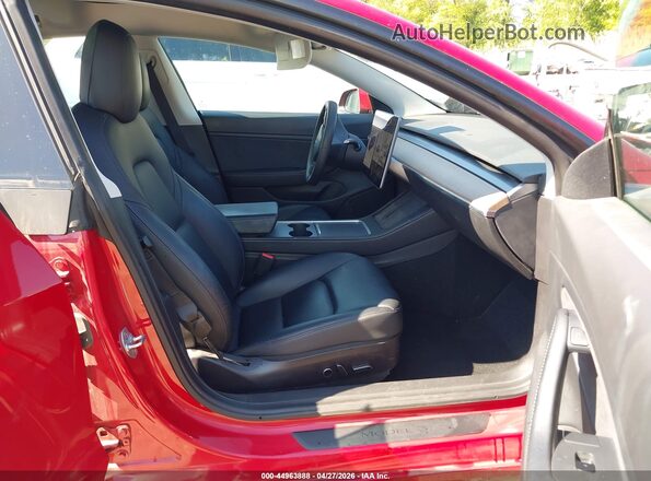5YJ3E1EB5MF923743 2021 TESLA MODEL 3 Красный Вид салона спереди
