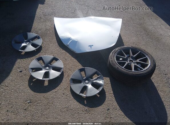 5YJ3E1EB6NF170872 2022 TESLA MODEL 3 White Вид панелі приладів
