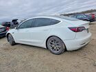 2019 Tesla Model 3 Белый vin: 5YJ3E1EB7KF406845