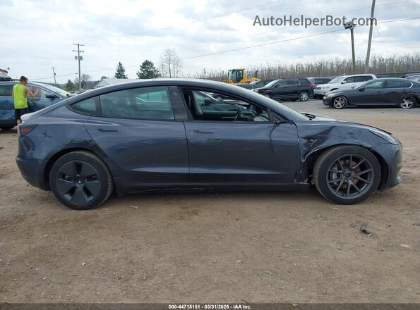 5YJ3E1EB9NF183339 2022 TESLA MODEL 3 Серый Вид задней части салона