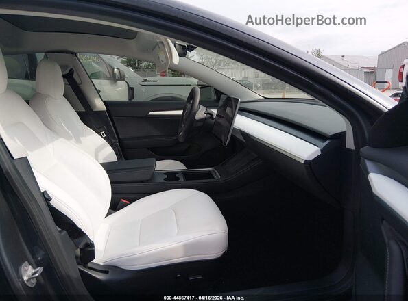 5YJ3E1EC8NF108267 2022 TESLA MODEL 3 Серый Вид салона спереди