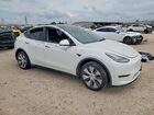 2021 Tesla Model Y White vin: 5YJYGDEE2MF279873