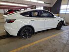 2020 Tesla Model Y White vin: 5YJYGDEE3LF017097