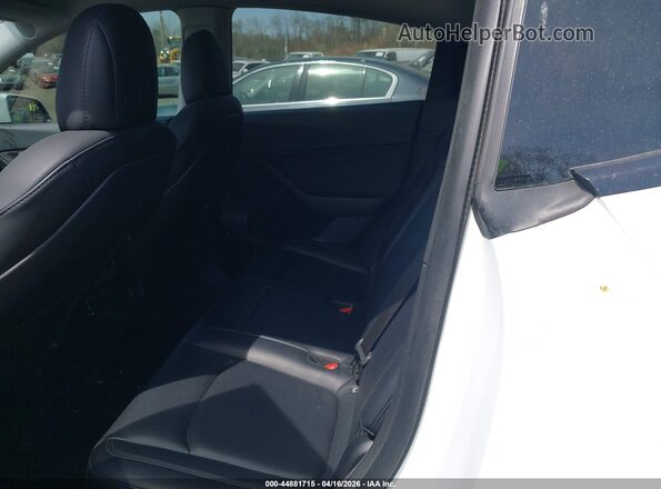 5YJYGDEE4MF123897 2021 TESLA MODEL Y White Widok naklejki z numerem VIN