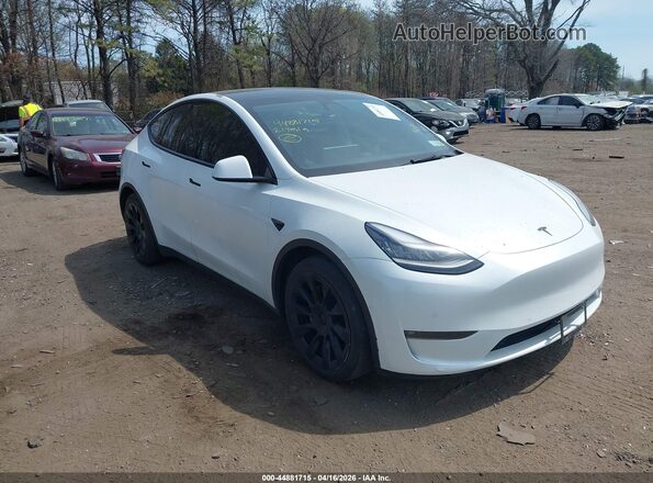 5YJYGDEE4MF123897 2021 TESLA MODEL Y White Przód prawy