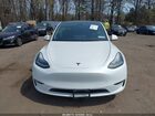 2021 Tesla Model Y Long Range Dual Motor All-wheel Drive White vin: 5YJYGDEE4MF123897