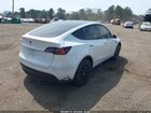 2021 Tesla Model Y Long Range Dual Motor All-wheel Drive White vin: 5YJYGDEE4MF123897