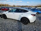 2021 Tesla Model Y White vin: 5YJYGDEE5MF060566