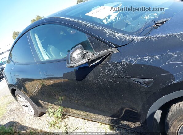 5YJYGDEE5MF204102 2021 TESLA MODEL Y Black Вид задньої частини салону