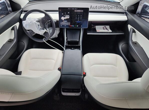 5YJYGDEE6LF046285 2020 TESLA MODEL Белый Вид панели приборов