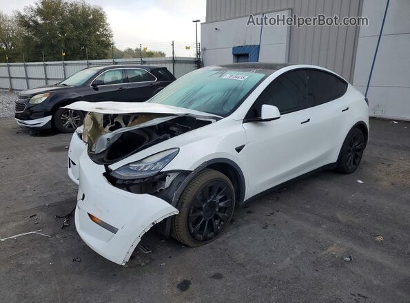 5YJYGDEE6LF046285 2020 TESLA MODEL Белый Передняя левая четверть