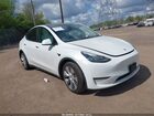 2021 Tesla Model Y Long Range Dual Motor All-wheel Drive White vin: 5YJYGDEE8MF060819