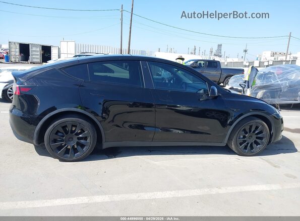 5YJYGDEE9MF073594 2021 TESLA MODEL Y Black Вид задньої частини салону