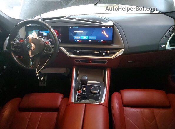 5YM23CS00P9S24011 2023 BMW OTHER Black Vista del salpicadero
