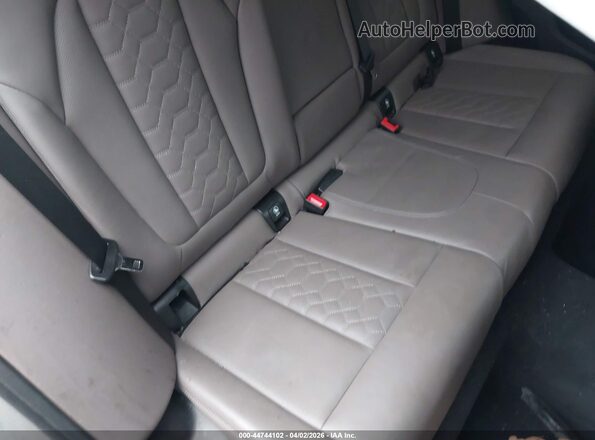 5YMTS0C07L9B74077 2020 BMW X3 Gray Widok naklejki z numerem VIN