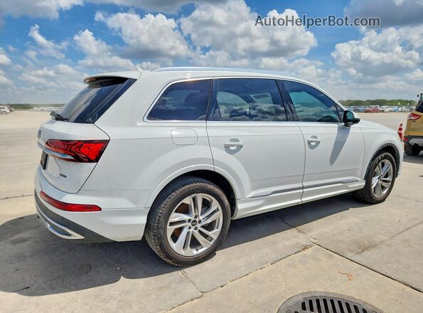 WA1AXAF76MD028310 2021 AUDI Q7 White Առջևի աջ