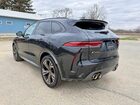 2022 Jaguar F-pace Svr Черный vin: SADCZ2EE4NA694815