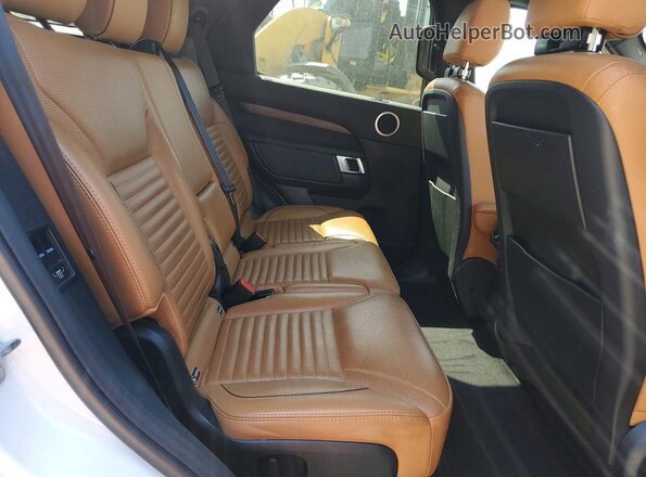 SALRR2RK9JA071201 2018 LAND ROVER DISCOVERY White Widok komory silnika