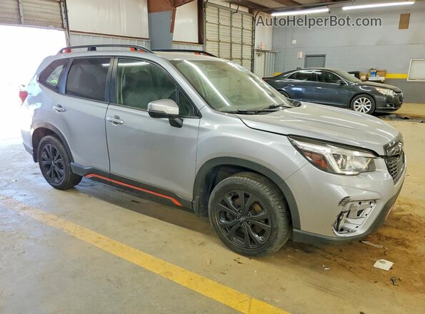 JF2SKAPC8KH509851 2019 SUBARU FORESTER Серебряный Вид спереди