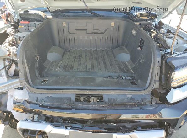 1GKB0NDE2RU104964 2024 GMC HUMMER Silver Widok naklejki z numerem VIN
