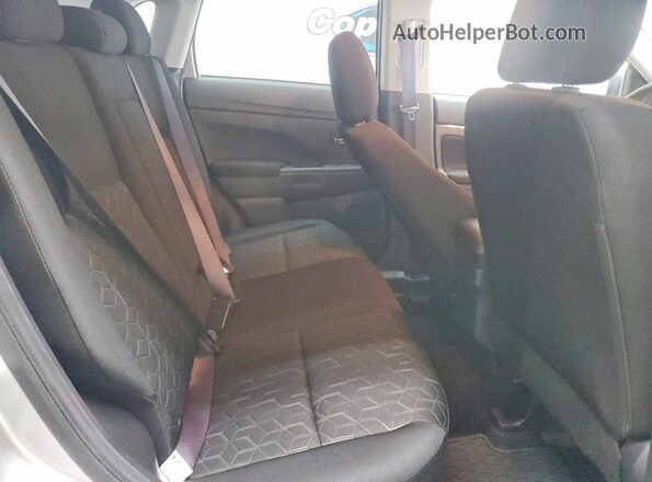 JA4ARUAU9TU014442 2026 MITSUBISHI OUTLANDER Серебряный Вид подкапотного пространства