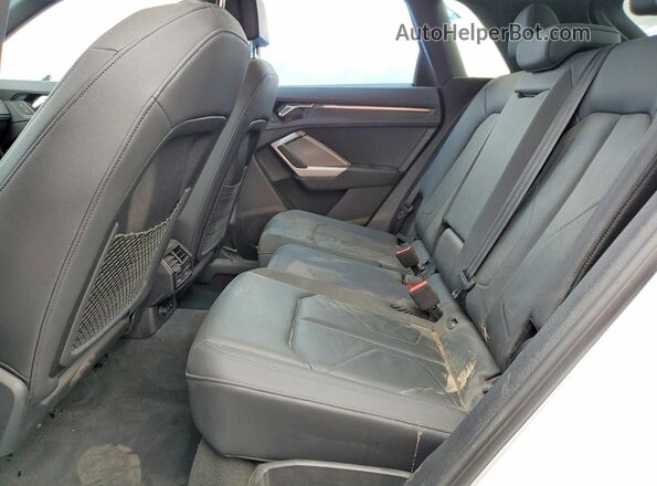 WA1DECF37S1010120 2025 AUDI Q3 White Vista del compartimento del motor
