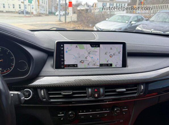 5UXKU2C52J0Z61909 2018 BMW X6 Белый Вид задней части салона