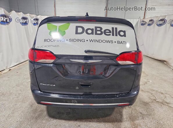 2C4RC1FGXKR507702 2019 CHRYSLER PACIFICA Белый Вид салона спереди
