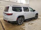 2024 Jeep Wagoneer Series Iii Silver vin: 1C4SJVDP7RS168407