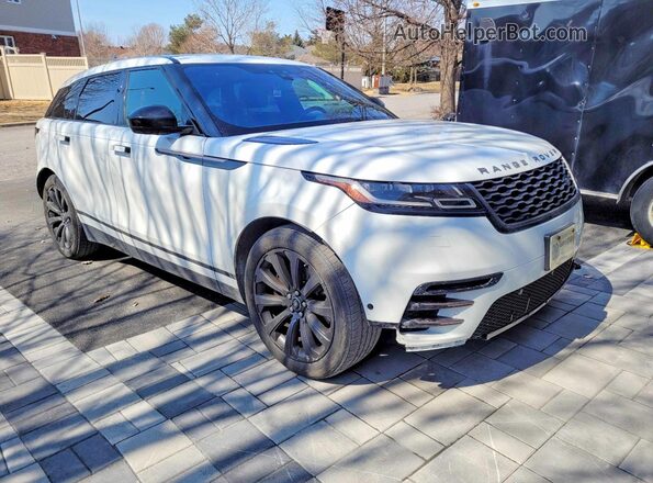 SALYL2RV5JA769750 2018 LAND ROVER RANGE ROVER Белый Передняя левая четверть