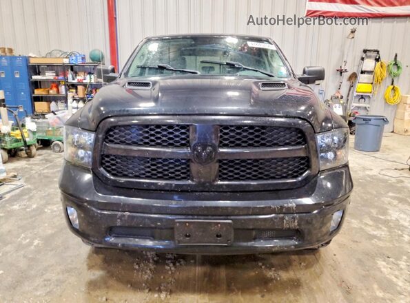 1C6RR7LMXJS354528 2018 RAM 1500 Black Widok z tyłu