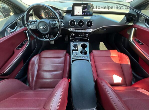 KNAE55LC9K6057823 2019 KIA STINGER Черный Вид щитка приборов