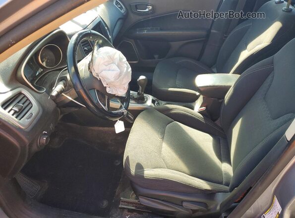 3C4NJDAB1MT554358 2021 JEEP COMPASS Серебряный Вид панели приборов