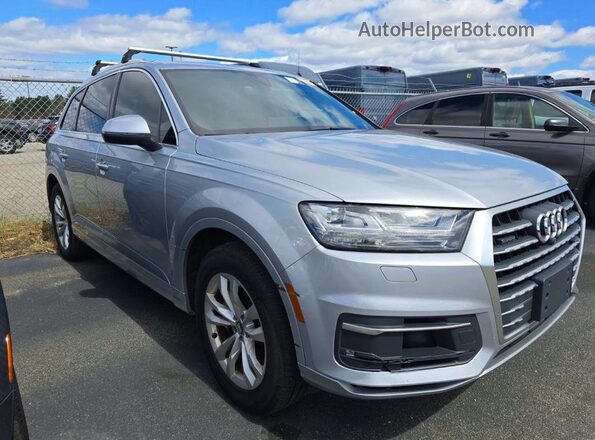 WA1LAAF74JD004268 2018 AUDI Q7 Silver Задня права чверть