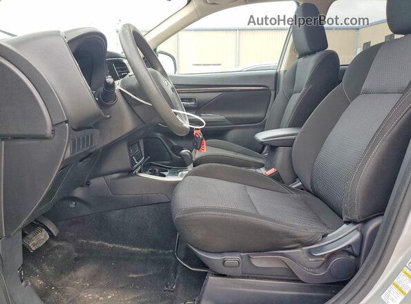 JA4AD2A31LZ047853 2020 MITSUBISHI OUTLANDER Silver Vista del salpicadero