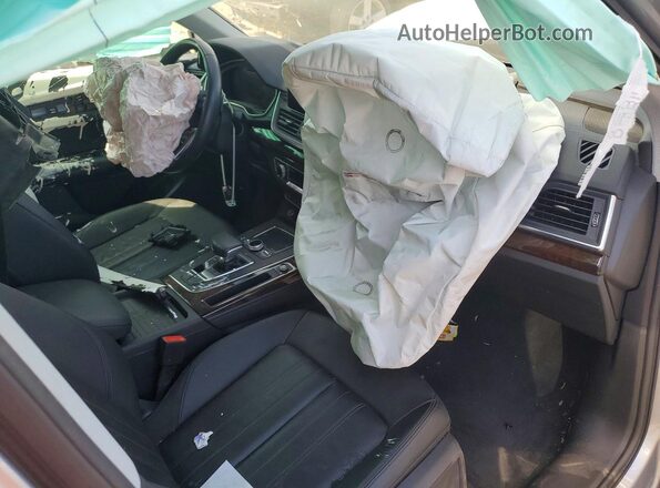 WA1BNAFY6K2096151 2019 AUDI Q5 Gray Widok zestawu wskaźników