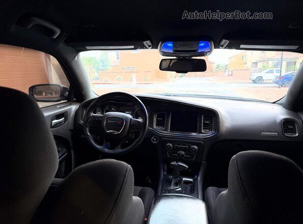 2C3CDXCT2KH578605 2019 DODGE CHARGER Черный Вид задних сидений