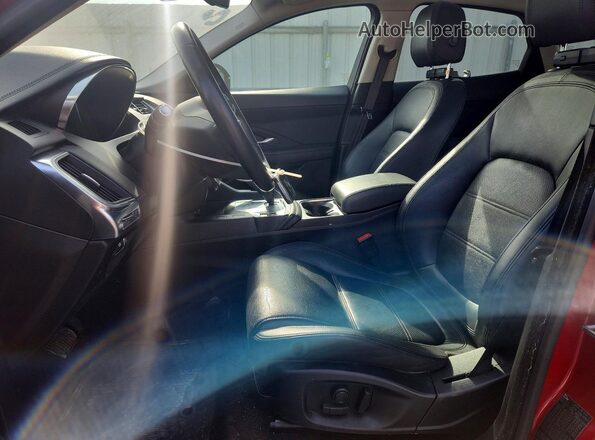 SADFP2FX2K1Z66812 2019 JAGUAR E-PACE Red Widok deski rozdzielczej