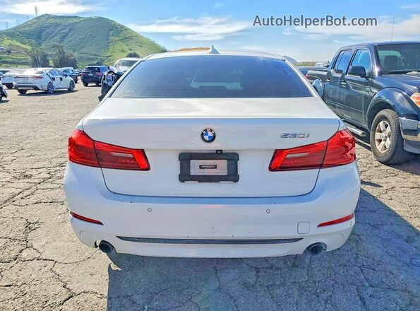WBAJR3C00LWW59007 2020 BMW OTHER White Vista interior delantera