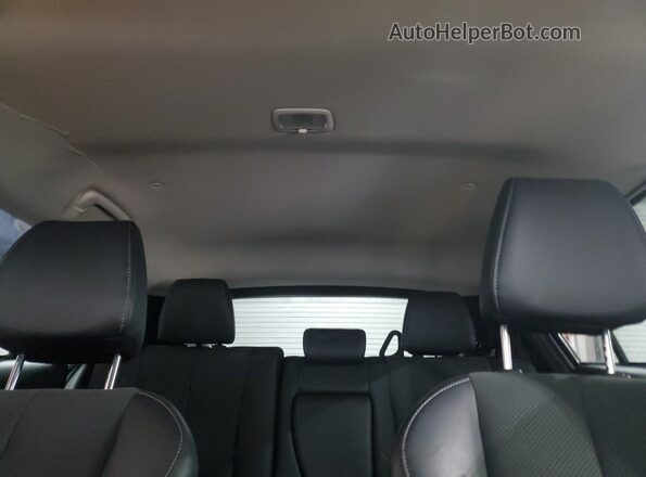 JA4ATWAA7RZ061595 2024 MITSUBISHI ECLIPSE Белый Вид задней части салона