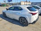 2025 Lexus Ux 300h Premium Белый vin: JTHYBJAH4S2017915