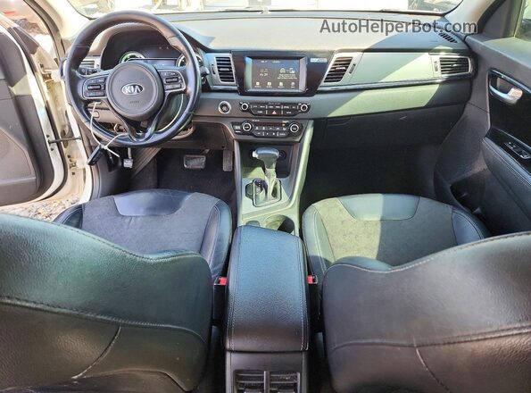 KNDCC3LCXH5059969 2017 KIA NIRO Белый Вид щитка приборов