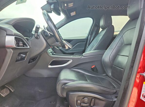 SADCM2BVXHA887803 2017 JAGUAR F-PACE Красный Вид панели приборов