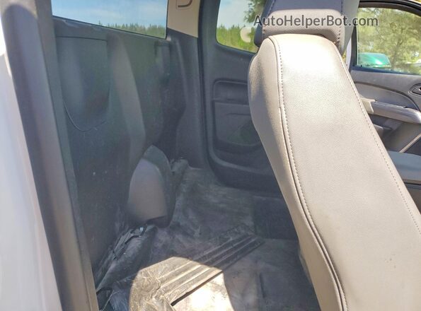 1GCHSBEA4K1292016 2019 CHEVROLET COLORADO White Widok wnętrza z tyłu