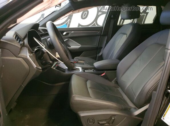 WA1DECF37S1047572 2025 AUDI Q3 Black წინა სალონის ხედი